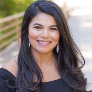 Meet your Posher, Paula